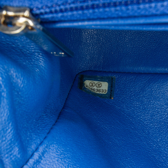 Pre-Loved Chanel Mini Rectangular Classic Lambskin Single Flap - Picture 5 of 10